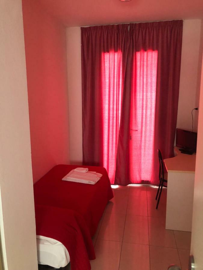 Hotel Nuova ริชโชเน ภายนอก รูปภาพ
