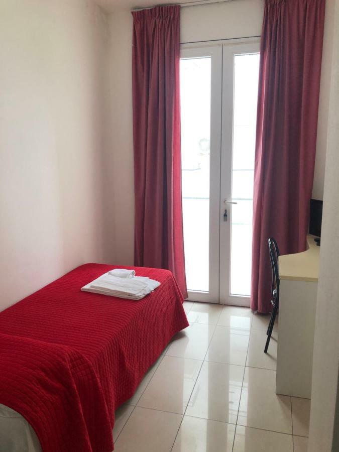 Hotel Nuova ริชโชเน ภายนอก รูปภาพ
