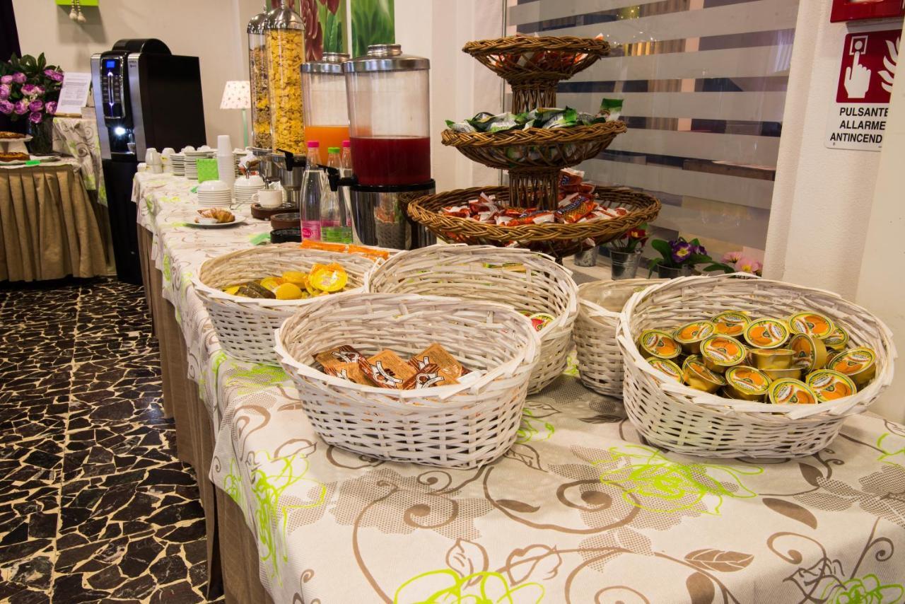 Hotel Nuova ริชโชเน ภายนอก รูปภาพ