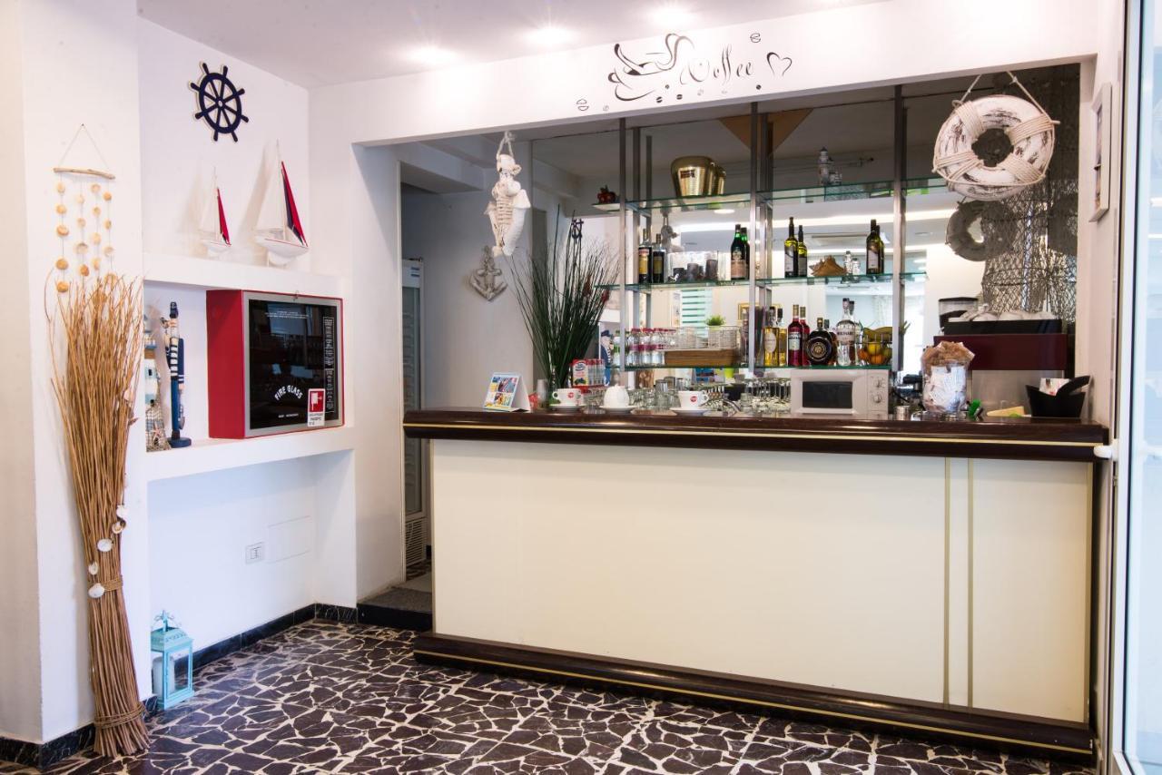Hotel Nuova ริชโชเน ภายนอก รูปภาพ