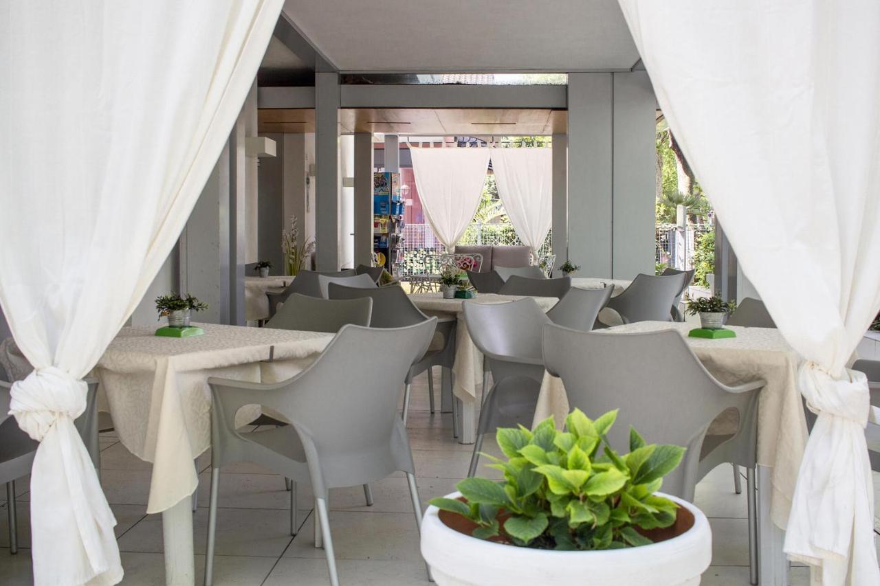 Hotel Nuova ริชโชเน ภายนอก รูปภาพ